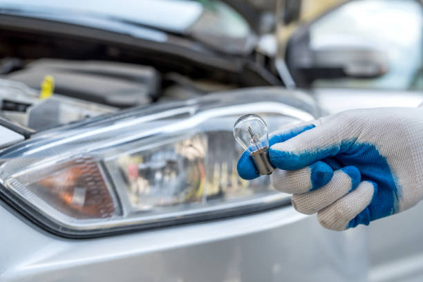 Ultimate Guide on How to Change a Car Bulb