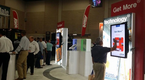 Trade Show Booth Ideas That Attract More Visitors